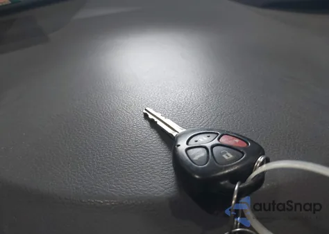 2011 Toyota Camry Le from USA, damaged, VIN 4T1BF3EK3BU685850